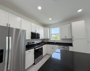 4402 Longwood Lake Square - Photo Thumbnail 1