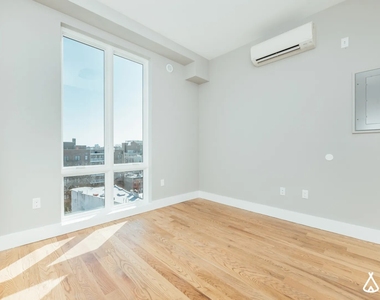 1516 Fulton Street - Photo Thumbnail 7
