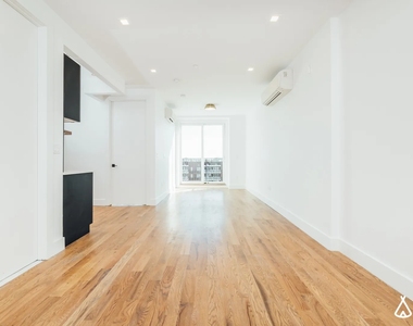 1516 Fulton Street - Photo Thumbnail 11