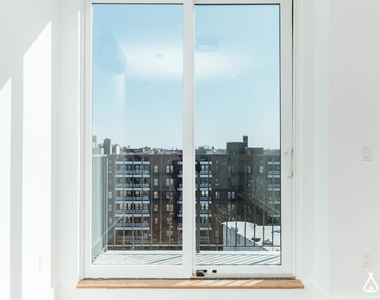 1516 Fulton Street - Photo Thumbnail 10