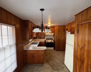 2929 Amity Garden Court - Photo Thumbnail 2