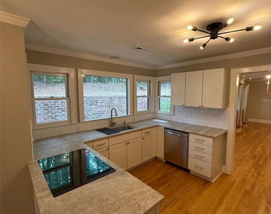 7434 Newmans Lane - Photo Thumbnail 6