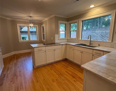 7434 Newmans Lane - Photo Thumbnail 5