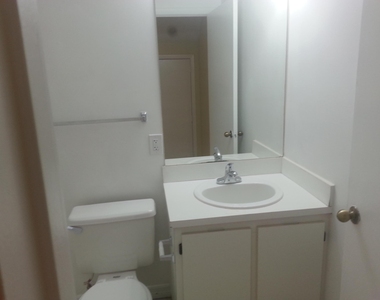 3203 Poolside Drive - Photo Thumbnail 12