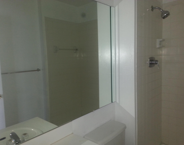 3203 Poolside Drive - Photo Thumbnail 8
