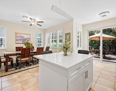 513 Tomahawk Court - Photo Thumbnail 5