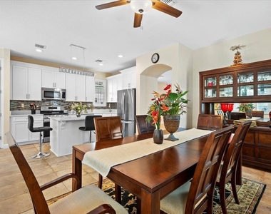 513 Tomahawk Court - Photo Thumbnail 3