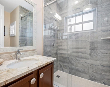 513 Tomahawk Court - Photo Thumbnail 19