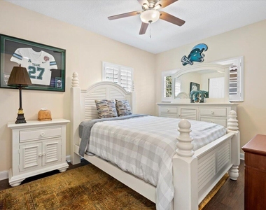513 Tomahawk Court - Photo Thumbnail 18
