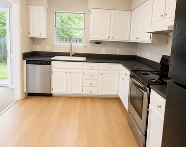 6020 Heath Valley Road - Photo Thumbnail 7