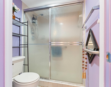 15450 Pembridge Avenue - Photo Thumbnail 10