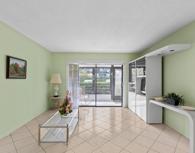 15450 Pembridge Avenue - Photo Thumbnail 3
