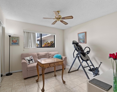 15450 Pembridge Avenue - Photo Thumbnail 11