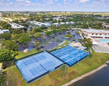 15450 Pembridge Avenue - Photo Thumbnail 17