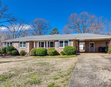 1615 Tillman Street - Photo Thumbnail 2