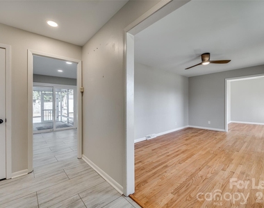 1615 Tillman Street - Photo Thumbnail 9