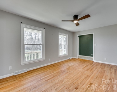 1615 Tillman Street - Photo Thumbnail 7