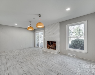 1615 Tillman Street - Photo Thumbnail 11