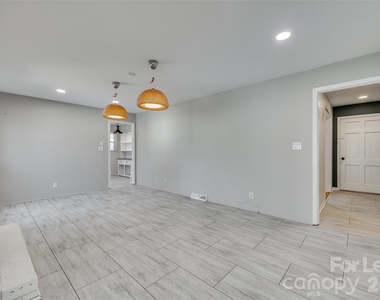 1615 Tillman Street - Photo Thumbnail 13