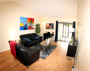 1308 White Pine Drive - Photo Thumbnail 10