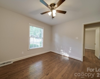 6700 Castlegate Drive - Photo Thumbnail 30
