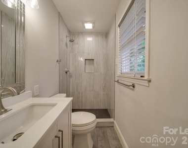 6700 Castlegate Drive - Photo Thumbnail 40