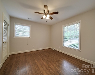 6700 Castlegate Drive - Photo Thumbnail 25