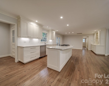 6700 Castlegate Drive - Photo Thumbnail 11