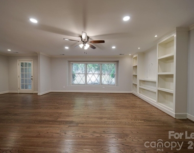 6700 Castlegate Drive - Photo Thumbnail 36