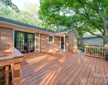 6700 Castlegate Drive - Photo Thumbnail 7