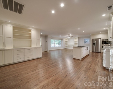6700 Castlegate Drive - Photo Thumbnail 13