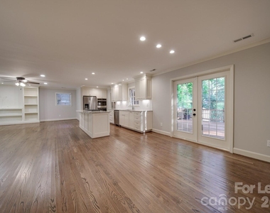 6700 Castlegate Drive - Photo Thumbnail 14