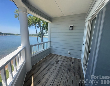 363 Northwest Drive - Photo Thumbnail 23