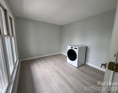 363 Northwest Drive - Photo Thumbnail 20