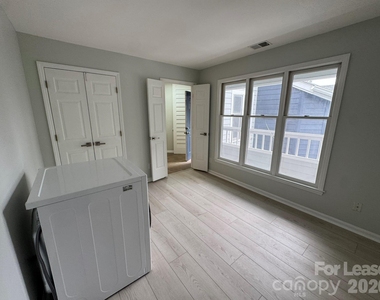 363 Northwest Drive - Photo Thumbnail 21
