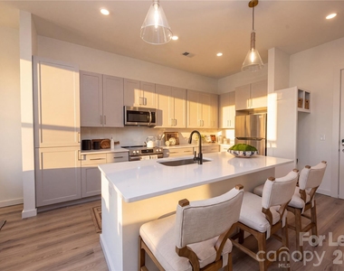 116 Langtree Shore Drive - Photo Thumbnail 8