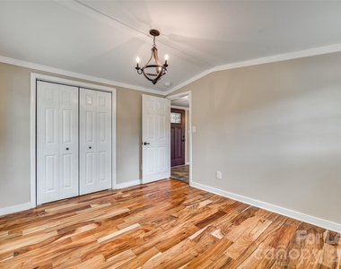 7274 Charlotte Highway - Photo Thumbnail 10
