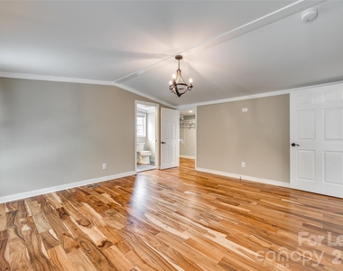 7274 Charlotte Highway - Photo Thumbnail 12