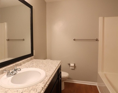 1472 Riverwood Court - Photo Thumbnail 6