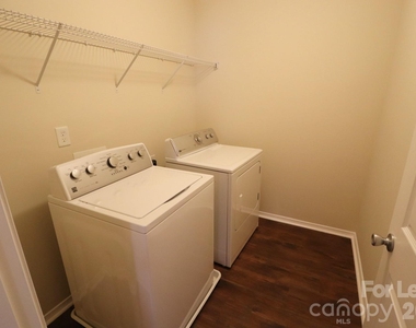 13011 Lake Erie Lane - Photo Thumbnail 26