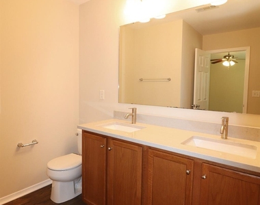 13011 Lake Erie Lane - Photo Thumbnail 23