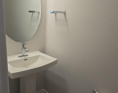 2324 Donnelly Hills Lane - Photo Thumbnail 36