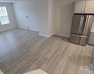 2324 Donnelly Hills Lane - Photo Thumbnail 19