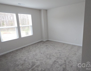 2324 Donnelly Hills Lane - Photo Thumbnail 40