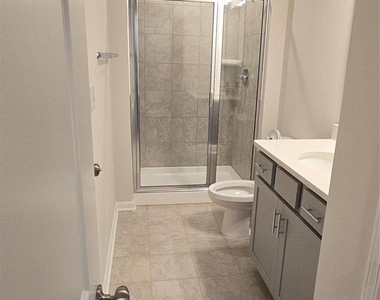 2324 Donnelly Hills Lane - Photo Thumbnail 10