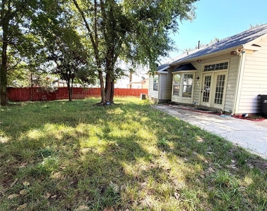 900 Gretna Green Drive - Photo Thumbnail 12