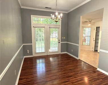900 Gretna Green Drive - Photo Thumbnail 2