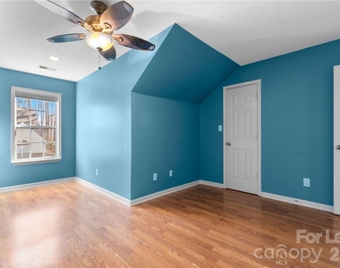 8401 Southgate Commons Drive - Photo Thumbnail 13