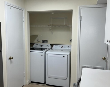 2350 Nw 33rd Street - Photo Thumbnail 16