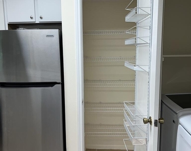 2350 Nw 33rd Street - Photo Thumbnail 15